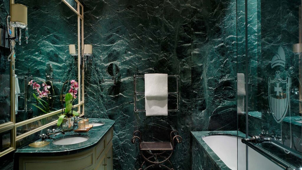 Green marble in the bathroom