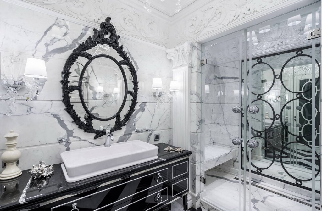 Зеркальная плитка в интерьере ванной