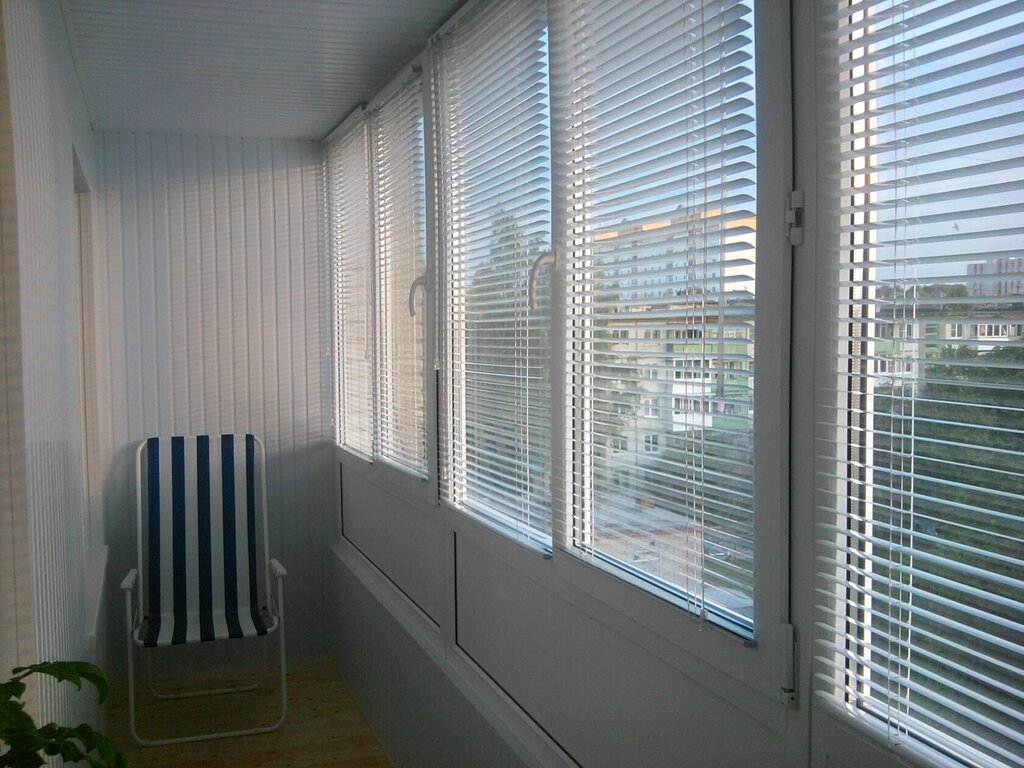 Blinds for the balcony